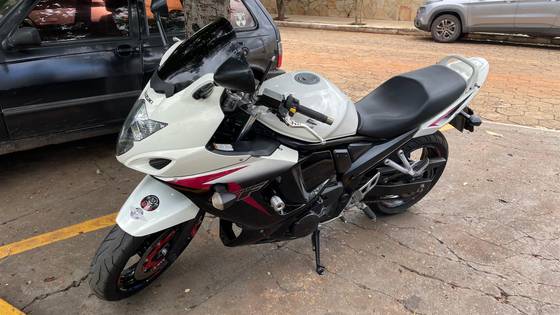 SUZUKI GSX 650 F SUZUKI GSX 650 F
